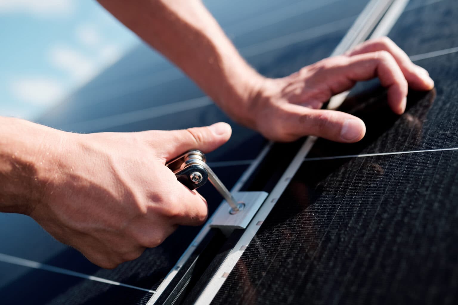 Domestic Solar and battery storage installation Across the East Midlands